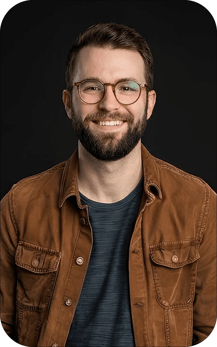 Portrait of Brayn Lardio